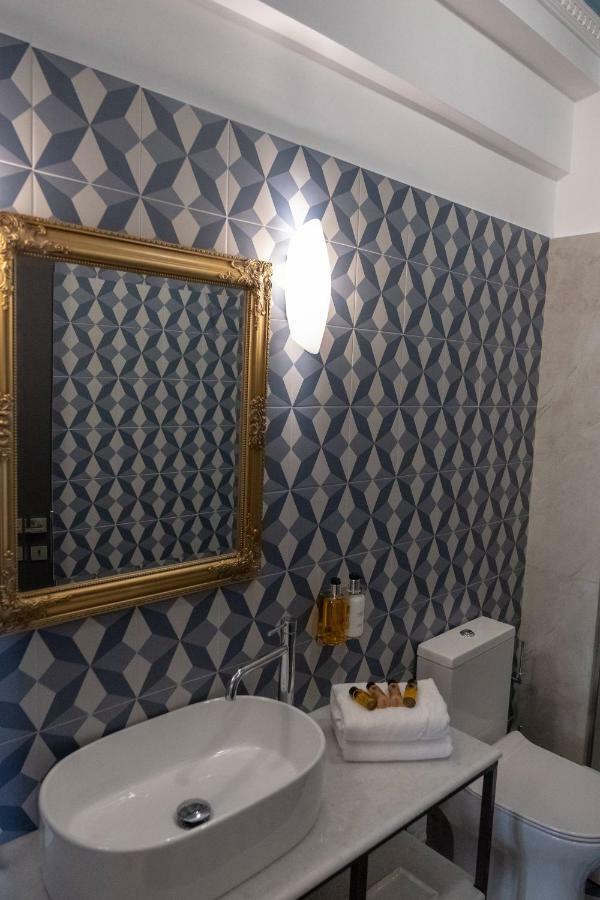 Athenian Yard Suites Exterior foto