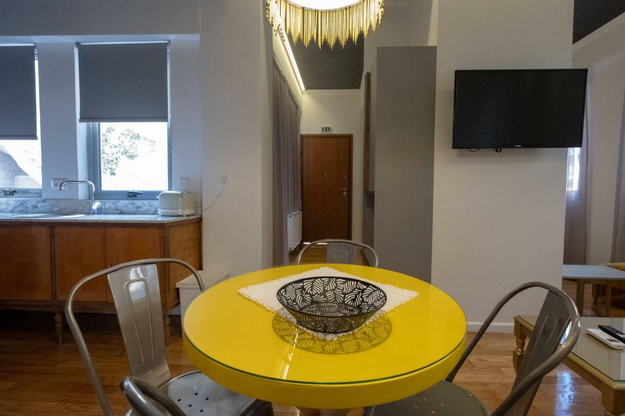 Athenian Yard Suites Exterior foto