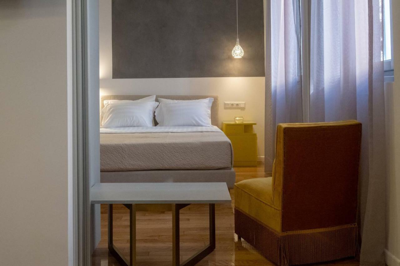 Athenian Yard Suites Exterior foto