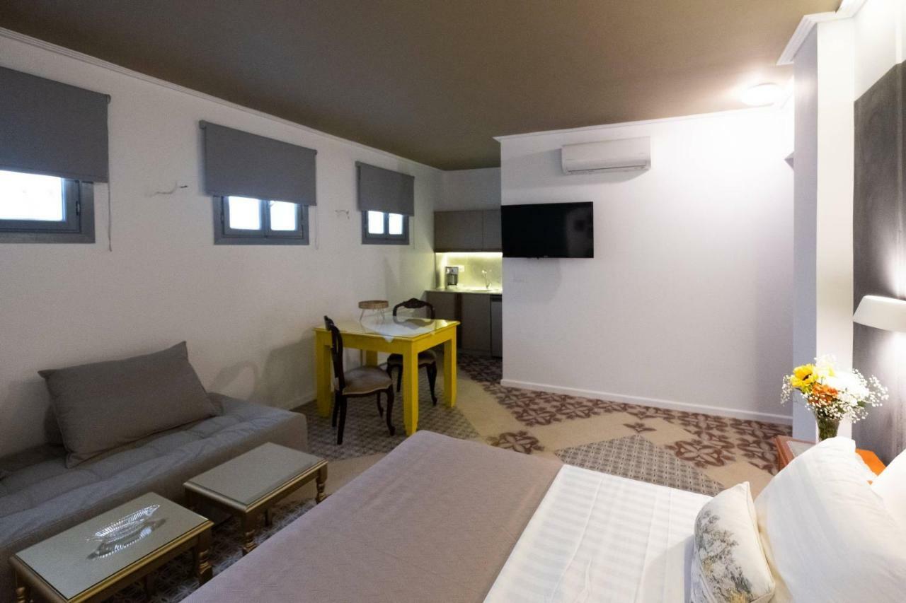 Athenian Yard Suites Exterior foto