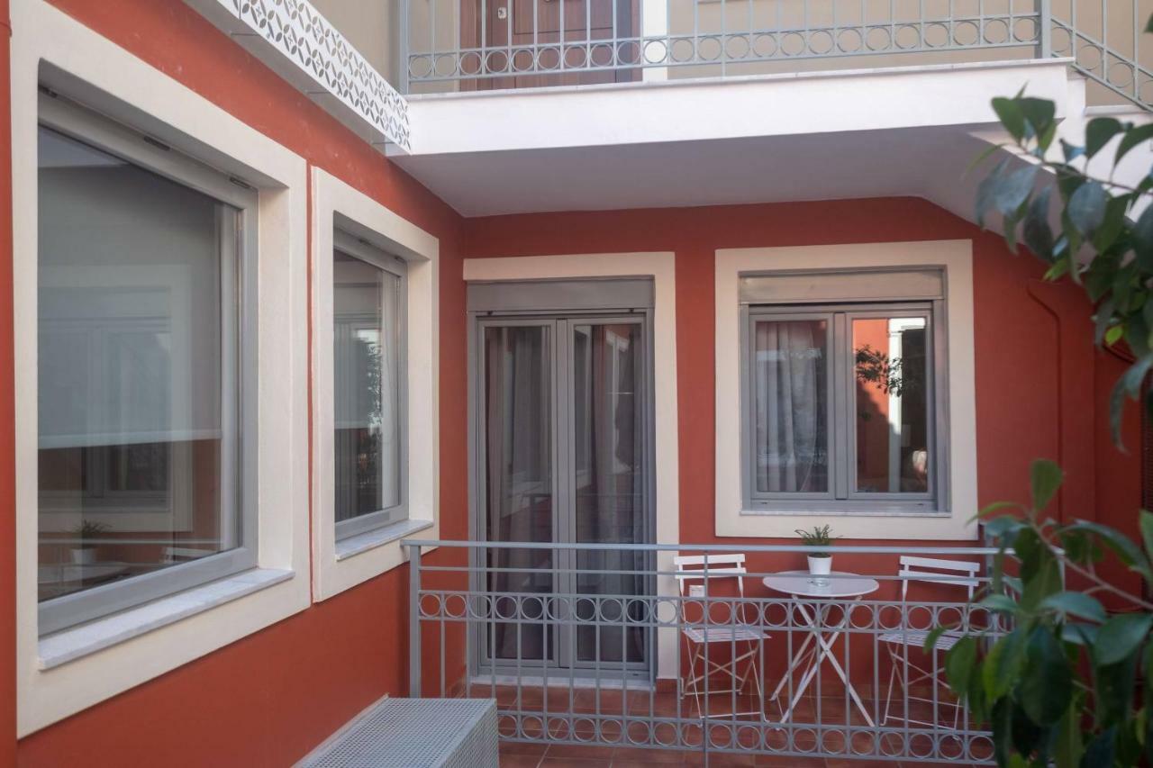 Athenian Yard Suites Exterior foto